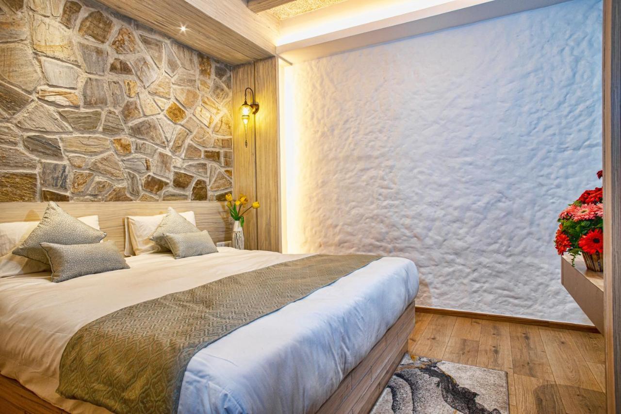 Arushi Boutique Hotel Катманду Экстерьер фото