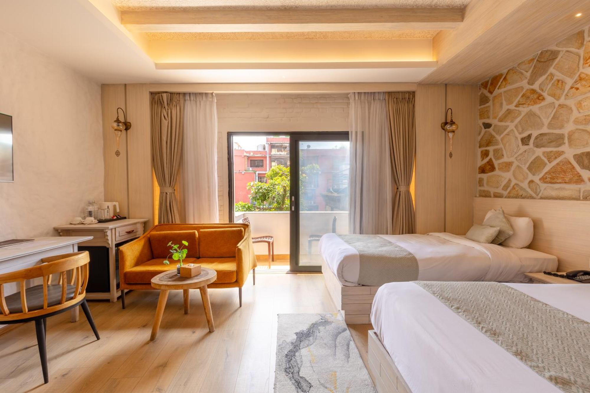 Arushi Boutique Hotel Катманду Экстерьер фото
