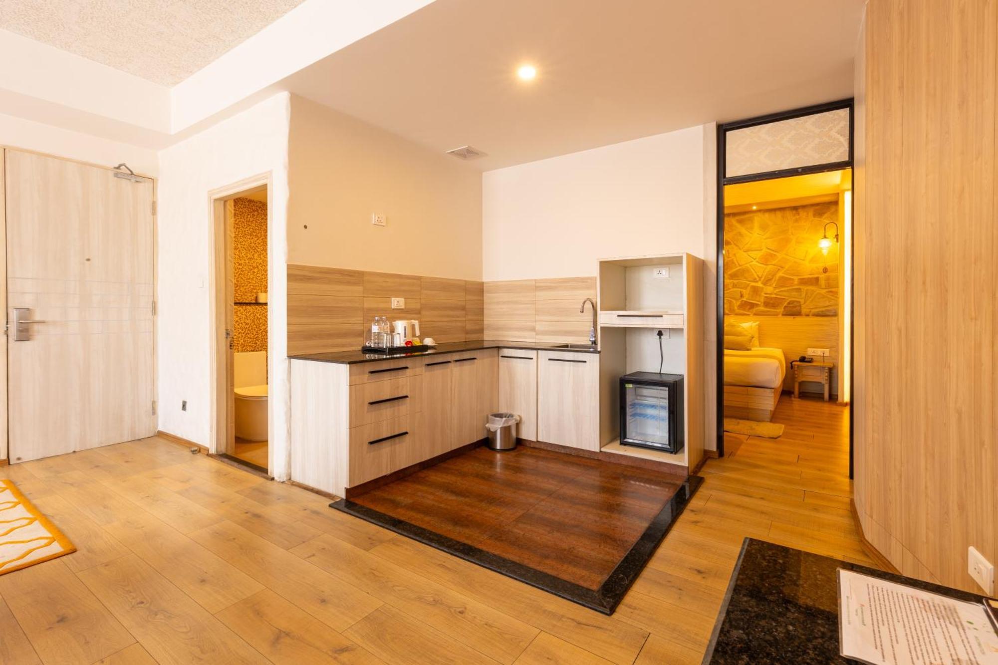 Arushi Boutique Hotel Катманду Экстерьер фото